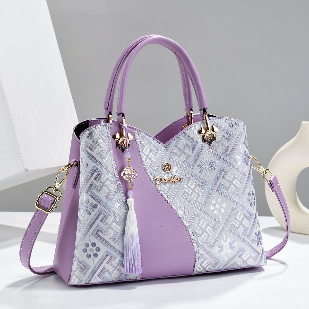 Embroidered Pattern Women's Handbag with Tassel Charm Prime 118 - Image 3