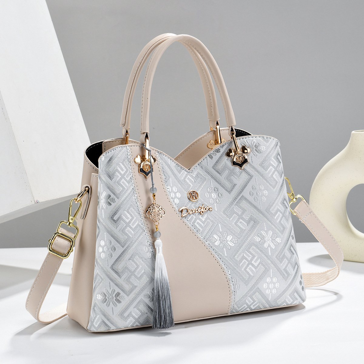 Embroidered Pattern Women's Handbag with Tassel Charm Prime 118 - Image 2