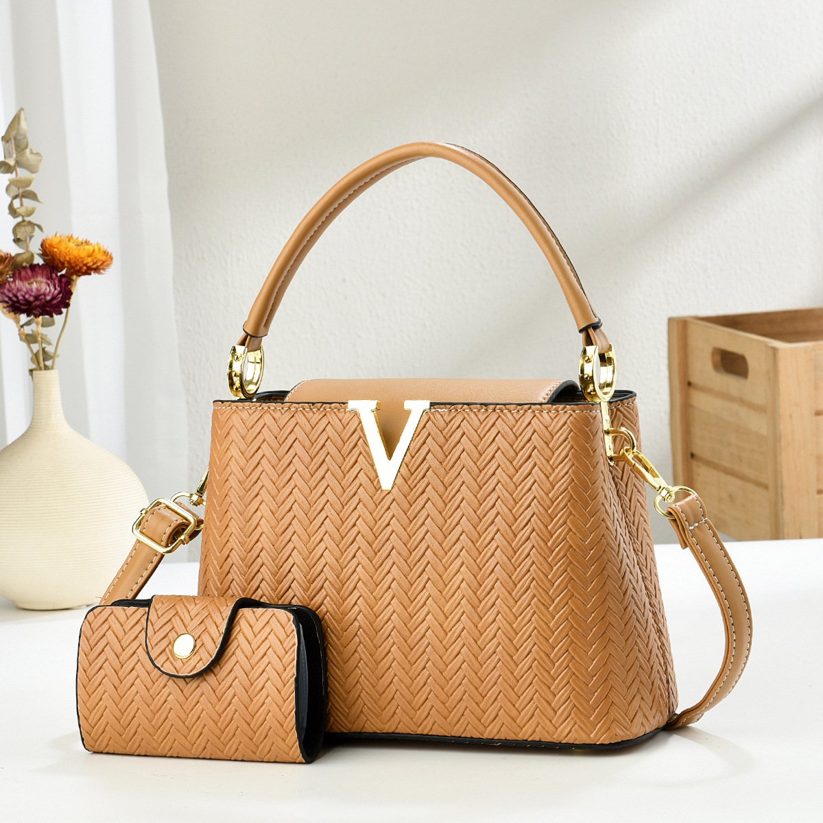Women’s V-Hardware Structured Top-Handle & Crossbody Handbag Collection Prime 145 - Image 7